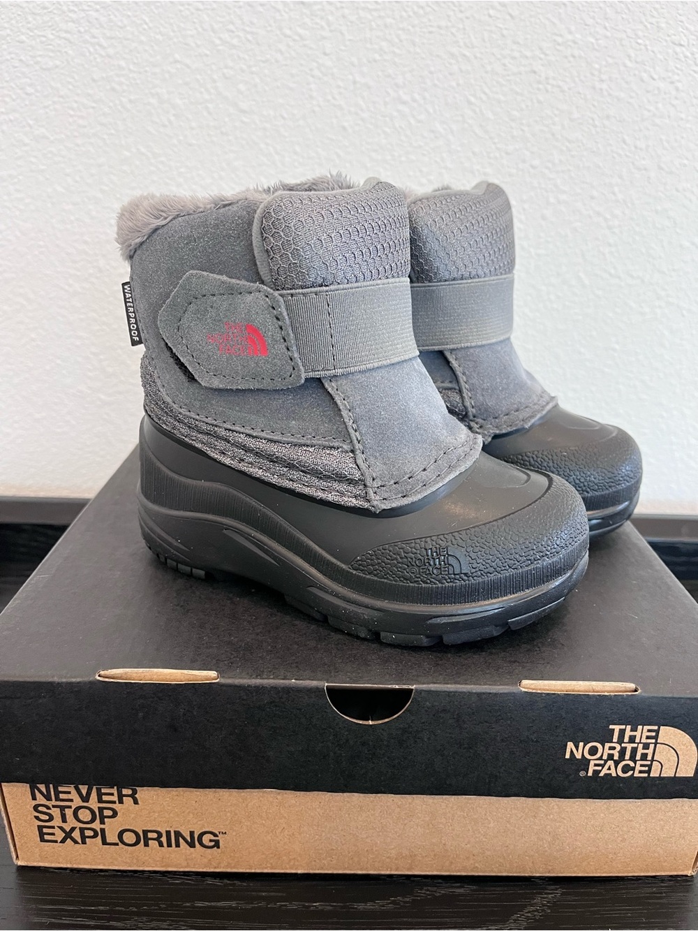 NEW North Face Snow Boots